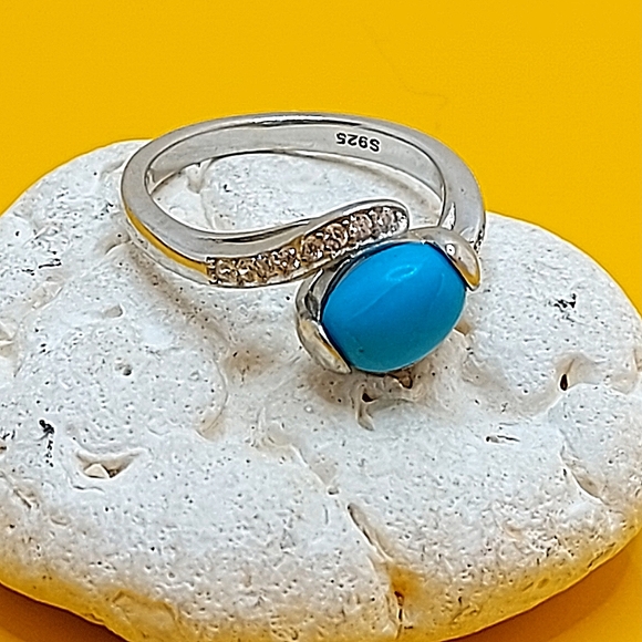 Natural Oval Blue Turquoise 8x6mm & Cz 925 Sterling Silver Ring 6 - Picture 5 of 11